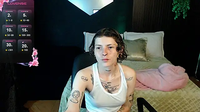 pretty cristal69 online show from February 2026 11:59:01 AM