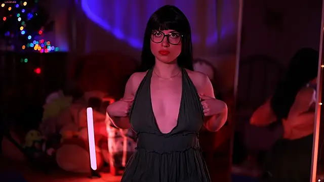 SweetyKitty18 online show from April 2026 03:24:02 PM