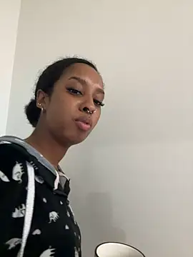 Your Paris online show from October 2025 02:43:02 PM