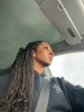 Your Paris online show from November 2025 08:51:01 PM