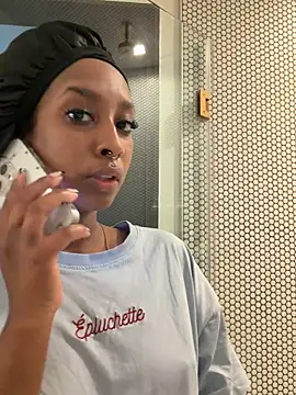 Your Paris online show from March 2026 05:42:01 PM