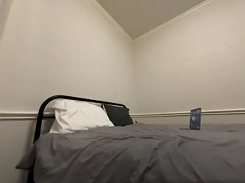 magicalc00ch online show from April 2026 07:17:02 PM