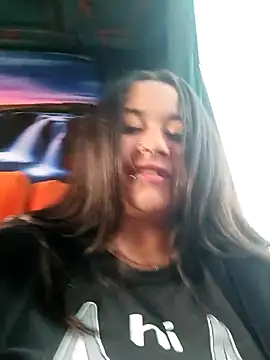 Cristal  04 online show from October 2025 05:20:02 PM