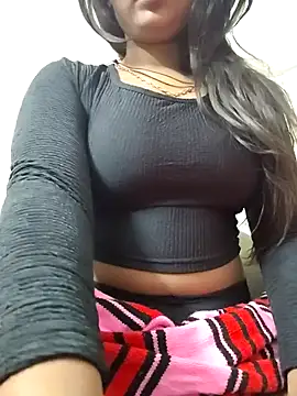 Snapshot of MohiniHott chatting on January 2025 04:52:01 AM MohiniHott online show from January 2025 04:52:01 AM