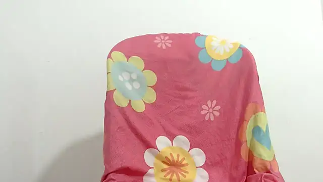 isaaclatino online show from December 2025 08:00:02 AM