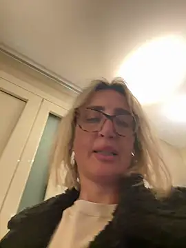 casalinga88 online show from March 2025 05:56:02 PM