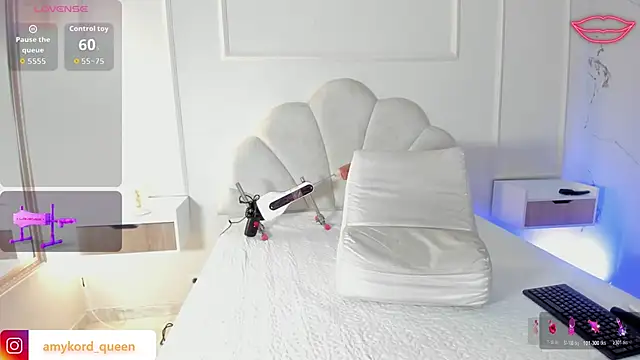 Snapshot of Amykord chatting on November 2025 11:54:01 AM Amykord online show from November 2025 11:54:01 AM