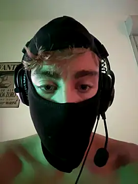 Snapshot of pablito19695 chatting on December 2024 02:27:01 PM pablito19695 online show from December 2024 02:27:01 PM