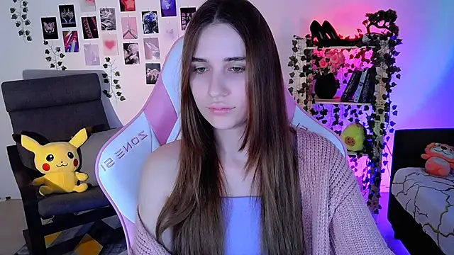 AliceCharmy online show from December 2024 01:02:02 PM