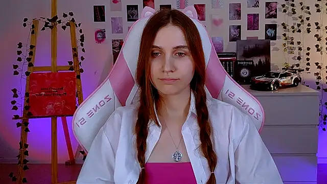 AliceCharmy online show from March 2025 04:51:01 PM