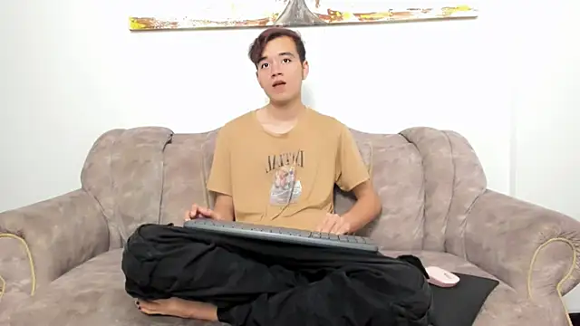 bunny maxi online show from November 2025 12:27:01 PM