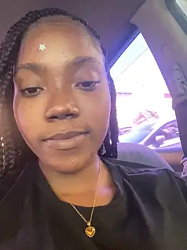 Snapshot of NillaMontana chatting on January 2025 07:43:01 PM NillaMontana online show from January 2025 07:43:01 PM