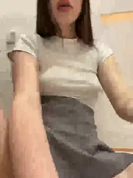 Snapshot of littlebitchess chatting on January 2025 02:06:02 AM littlebitchess online show from January 2025 02:06:02 AM