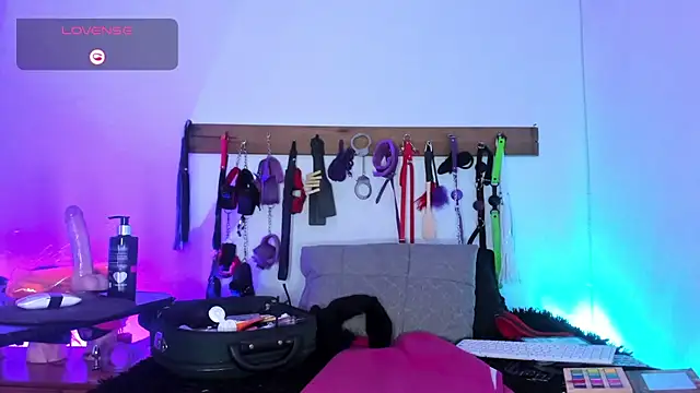 LucyStrike  online show from December 2025 12:17:02 AM