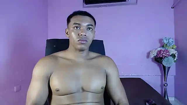 Snapshot of SexyBigCock01 chatting on December 2025 01:06:01 PM SexyBigCock01 online show from December 2025 01:06:01 PM
