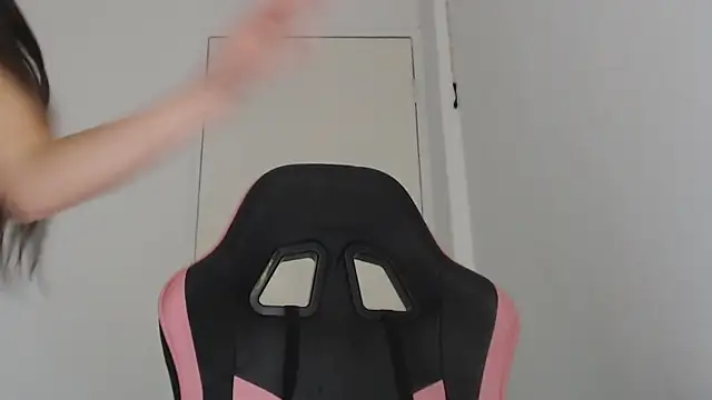 Snapshot of Emily_Guerra1 chatting on February 2025 03:15:02 PM Emily Guerra1 online show from February 2025 03:15:02 PM