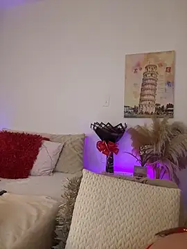 Ashleyjenner  online show from February 2026 12:12:01 PM