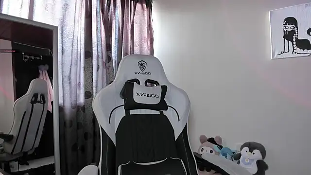 satanbabee online show from February 2025 10:26:02 PM