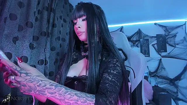 satanbabee online show from October 2025 10:55:02 PM