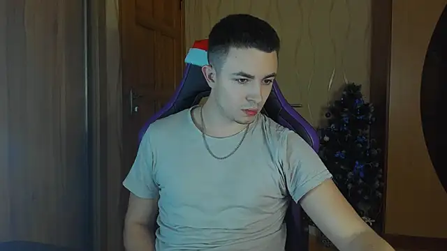 Snapshot of bigmark033 chatting on January 2025 01:45:02 PM bigmark033 online show from January 2025 01:45:02 PM