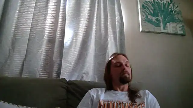 Snapshot of VitaminmanFL chatting on November 2025 03:01:02 PM VitaminmanFL online show from November 2025 03:01:02 PM