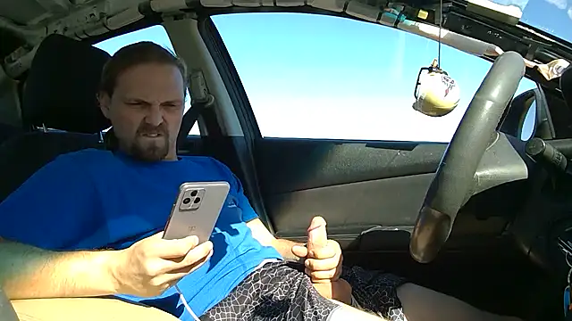 Snapshot of VitaminmanFL chatting on November 2025 06:07:02 PM VitaminmanFL online show from November 2025 06:07:02 PM