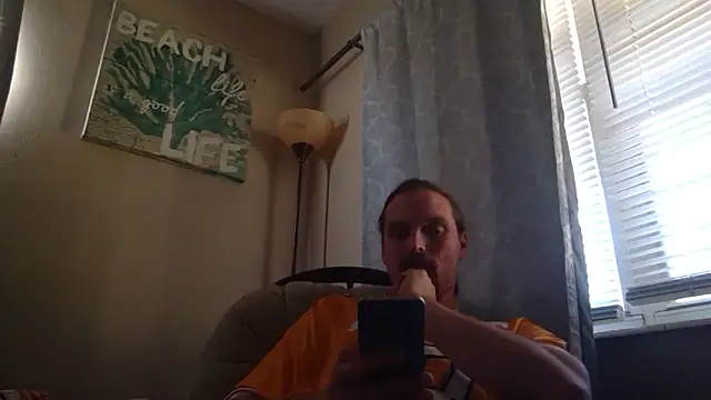 Snapshot of VitaminmanFL chatting on November 2025 02:46:01 PM VitaminmanFL online show from November 2025 02:46:01 PM