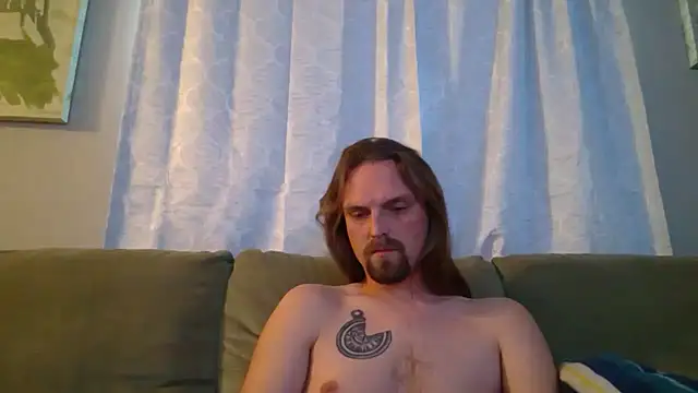 Snapshot of VitaminmanFL chatting on November 2025 12:37:02 PM VitaminmanFL online show from November 2025 12:37:02 PM