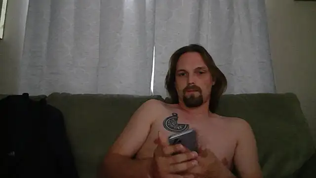 Snapshot of VitaminmanFL chatting on December 2025 12:36:02 PM VitaminmanFL online show from December 2025 12:36:02 PM