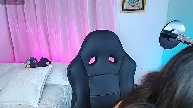 Alessandraa ferri  online show from April 2026 11:27:01 PM