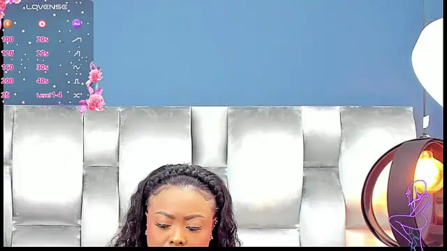 Snapshot of CamilaBenitez chatting on November 2025 01:31:01 AM CamilaBenitez online show from November 2025 01:31:01 AM