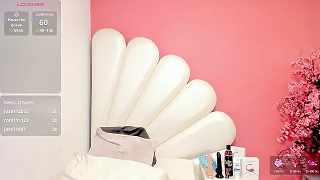 Vicky Freedom online show from December 2024 01:49:02 PM