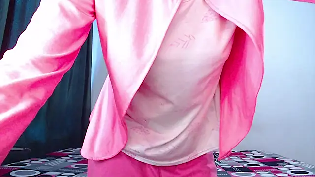 Ariel Zeo1 online show from January 2025 07:04:02 PM