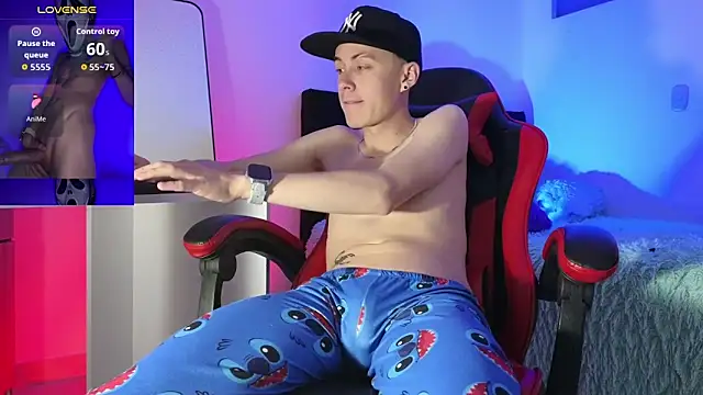 Elian Cooper online show from February 2026 01:02:02 AM