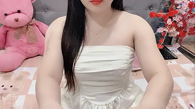 Funikio online show from November 2025 01:22:01 PM