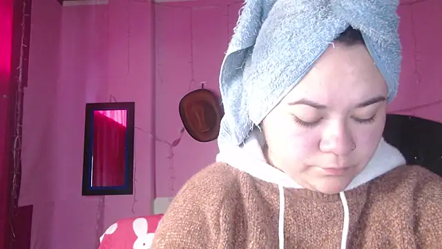 Snapshot of NikkiRous_ chatting on October 2025 12:34:02 PM NikkiRous online show from October 2025 12:34:02 PM