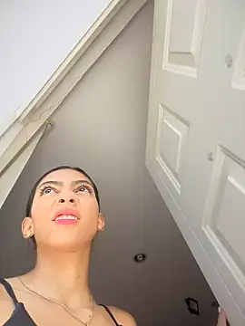 Snapshot of Ema_azel chatting on December 2024 01:42:02 PM Ema azel online show from December 2024 01:42:02 PM