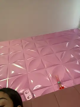 Snapshot of Ema_azel chatting on February 2025 01:37:02 PM Ema azel online show from February 2025 01:37:02 PM