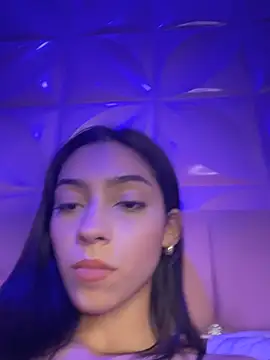 Snapshot of Ema_azel chatting on March 2025 01:42:02 PM Ema azel online show from March 2025 01:42:02 PM