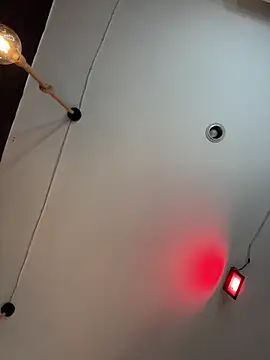 Snapshot of Ema_azel chatting on October 2025 01:25:01 PM Ema azel online show from October 2025 01:25:01 PM