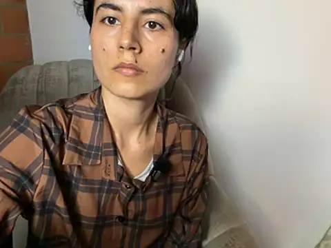 kanela3434 online show from April 2026 06:32:02 PM