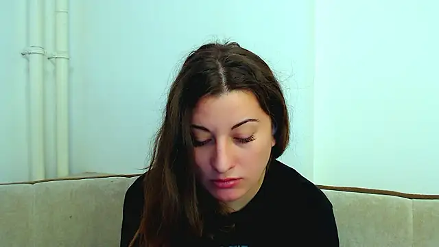 Helen Adams  online show from December 2024 08:09:02 AM