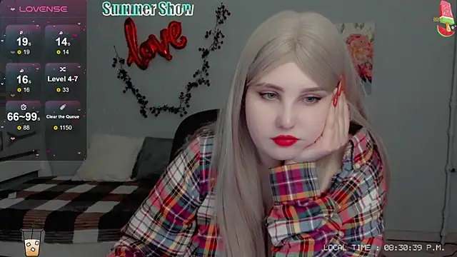 Snapshot of Crystal_Chris chatting on March 2025 06:29:02 PM Crystal Chris online show from March 2025 06:29:02 PM