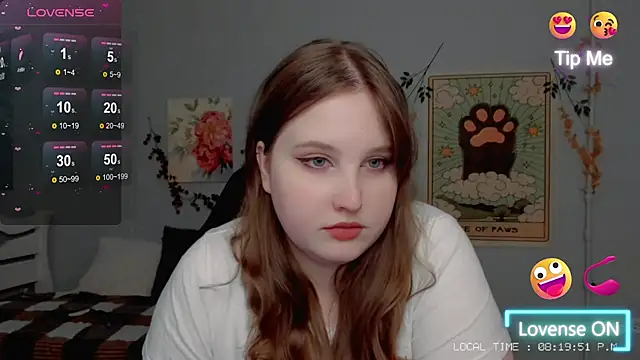 Snapshot of Crystal_Chris chatting on September 2025 05:16:02 PM Crystal Chris online show from September 2025 05:16:02 PM