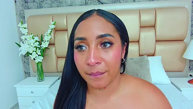 KateVenegas online show from February 2025 11:00:02 PM