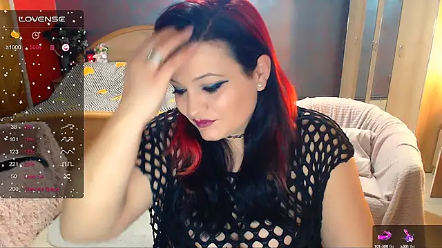 Snapshot of Ariellefoxy chatting on February 2025 07:34:02 AM Ariellefoxy online show from February 2025 07:34:02 AM