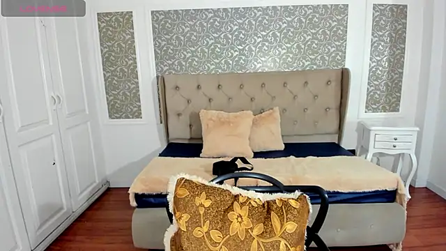 Snapshot of KimWessel_ chatting on February 2025 07:36:01 PM KimWessel online show from February 2025 07:36:01 PM