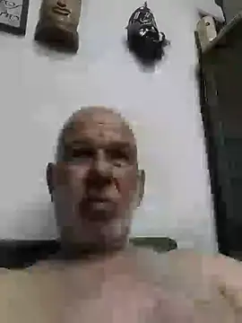 FabiQuilmes online show from December 2024 02:08:02 AM