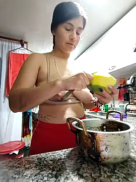 Sasha smith23 online show from April 2026 01:06:01 AM