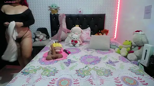 redgirlofficial online show from January 2025 01:35:01 AM